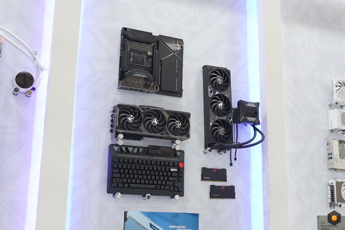 퀘이사존