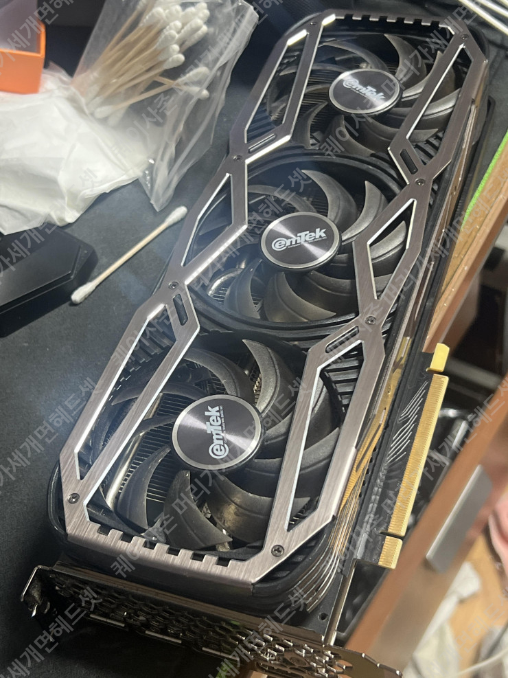 퀘이사존