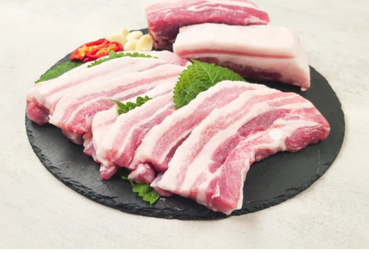[옥션] 국내산 1+ 한돈 삼겹살 1kg (17,850원 / 무료배송)